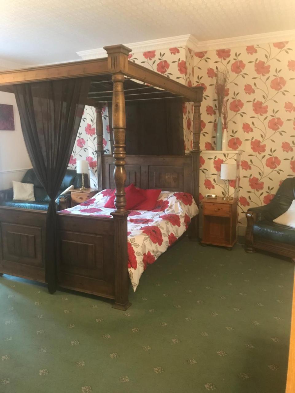 The Penruddocke Arms Bed & Breakfast Dinton  Dış mekan fotoğraf